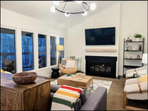 Walk to Ski in/out! Park City 3bd/3ba